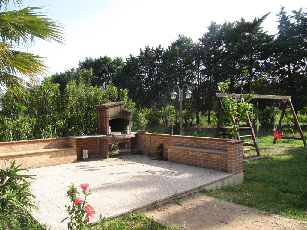 كروباني Agriturismo Torre Del Golfo المظهر الخارجي الصورة
