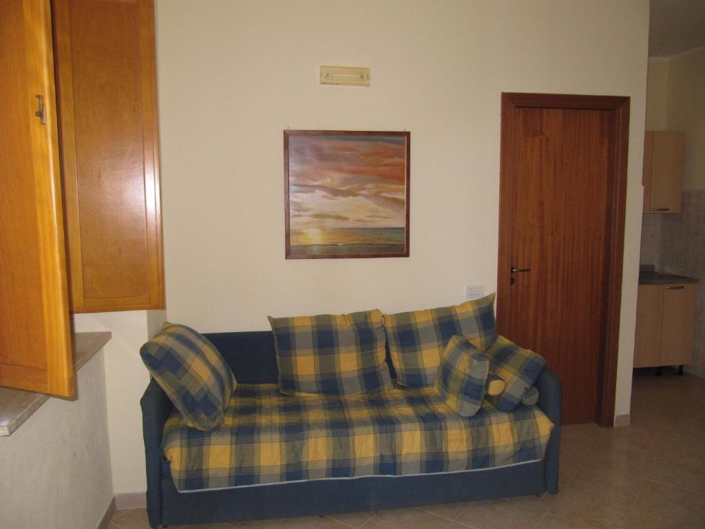 كروباني Agriturismo Torre Del Golfo الغرفة الصورة
