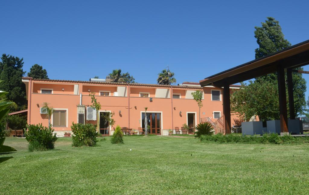 كروباني Agriturismo Torre Del Golfo المظهر الخارجي الصورة